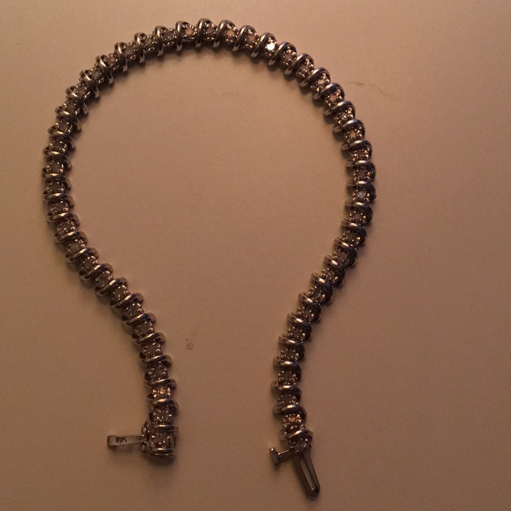 Tennis bracelet 10k gold